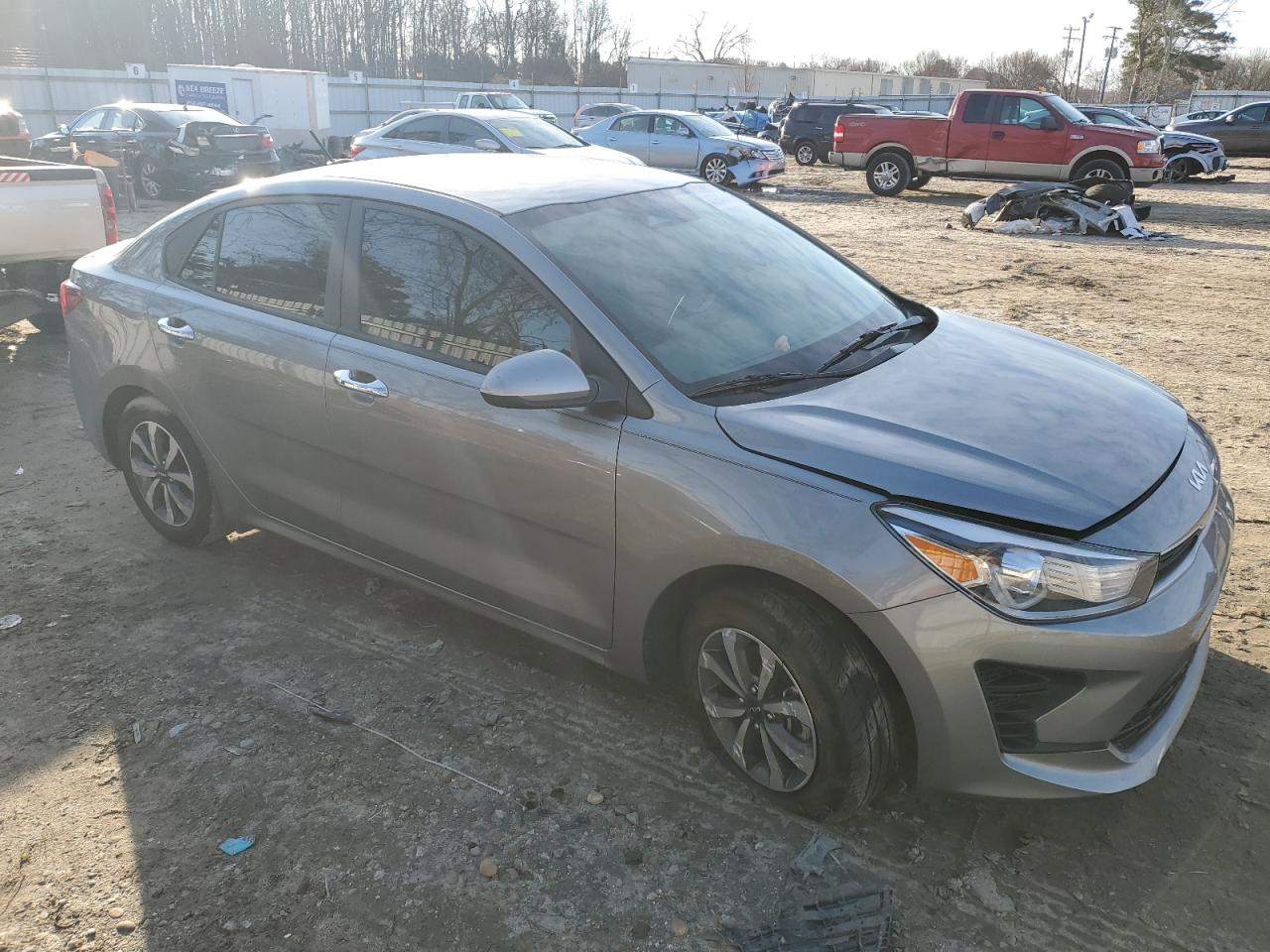 2022 KIA Rio VIN 3KPA24AD6NE453853 Copart auction photo, minor dent/scratches damage thumbnail 4