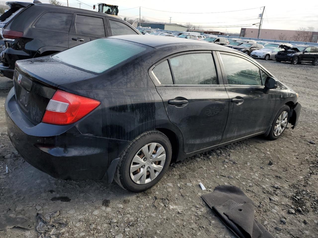 2012 Honda Civic VIN 19XFB2F53CE016224 Copart auction photo, side / front end damage thumbnail 3