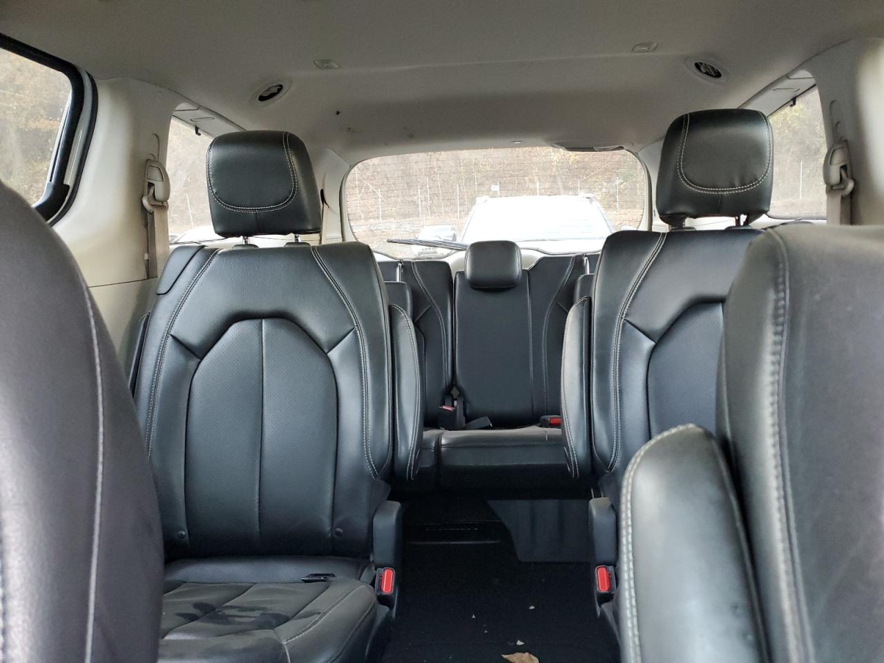 2022 Chrysler Pacifica VIN 2C4RC1BGXNR155764 Copart auction photo, side / minor dent/scratches damage thumbnail 10