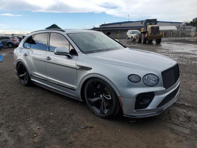2022 Bentley Bentayga VIN SJAAM2ZV9NC011752 Copart auction photo, water/flood damage thumbnail 4