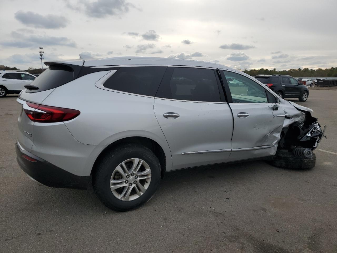 2019 Buick Enclave VIN 5GAEVAKW9KJ176784 Copart auction photo, front end / side damage thumbnail 3
