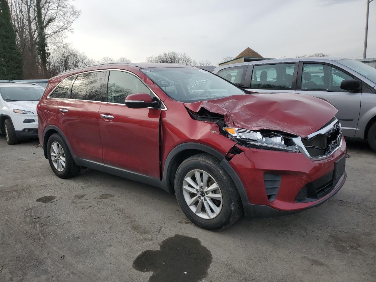 2020 KIA Sorento VIN 5XYPG4A35LG648278 Copart auction photo, front end damage thumbnail 4