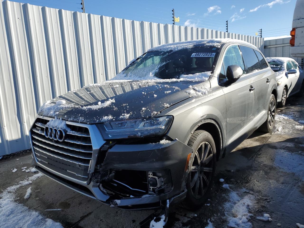 2017 Audi Q7 VIN WA1LAAF7XHD008237 - Copart auction photo