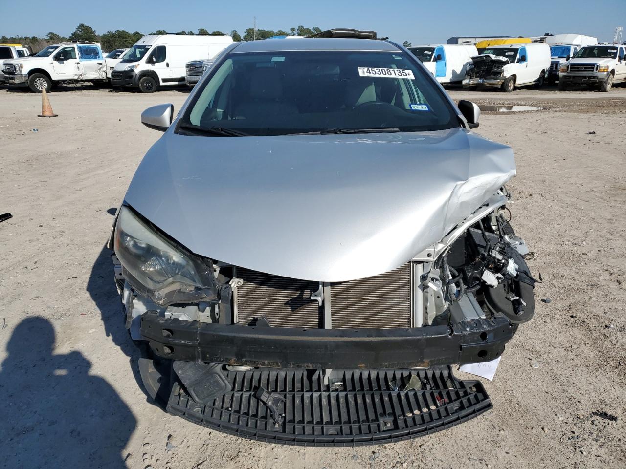 2016 Toyota Corolla VIN 2T1BURHE3GC667145 Copart auction photo, front end / minor dent/scratches damage thumbnail 5