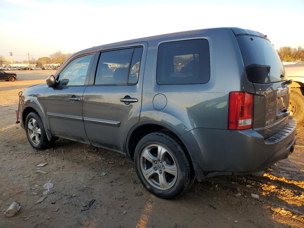 2012 Honda Pilot VIN 5FNYF3H66CB042173 Copart auction photo, front end / side damage thumbnail 2