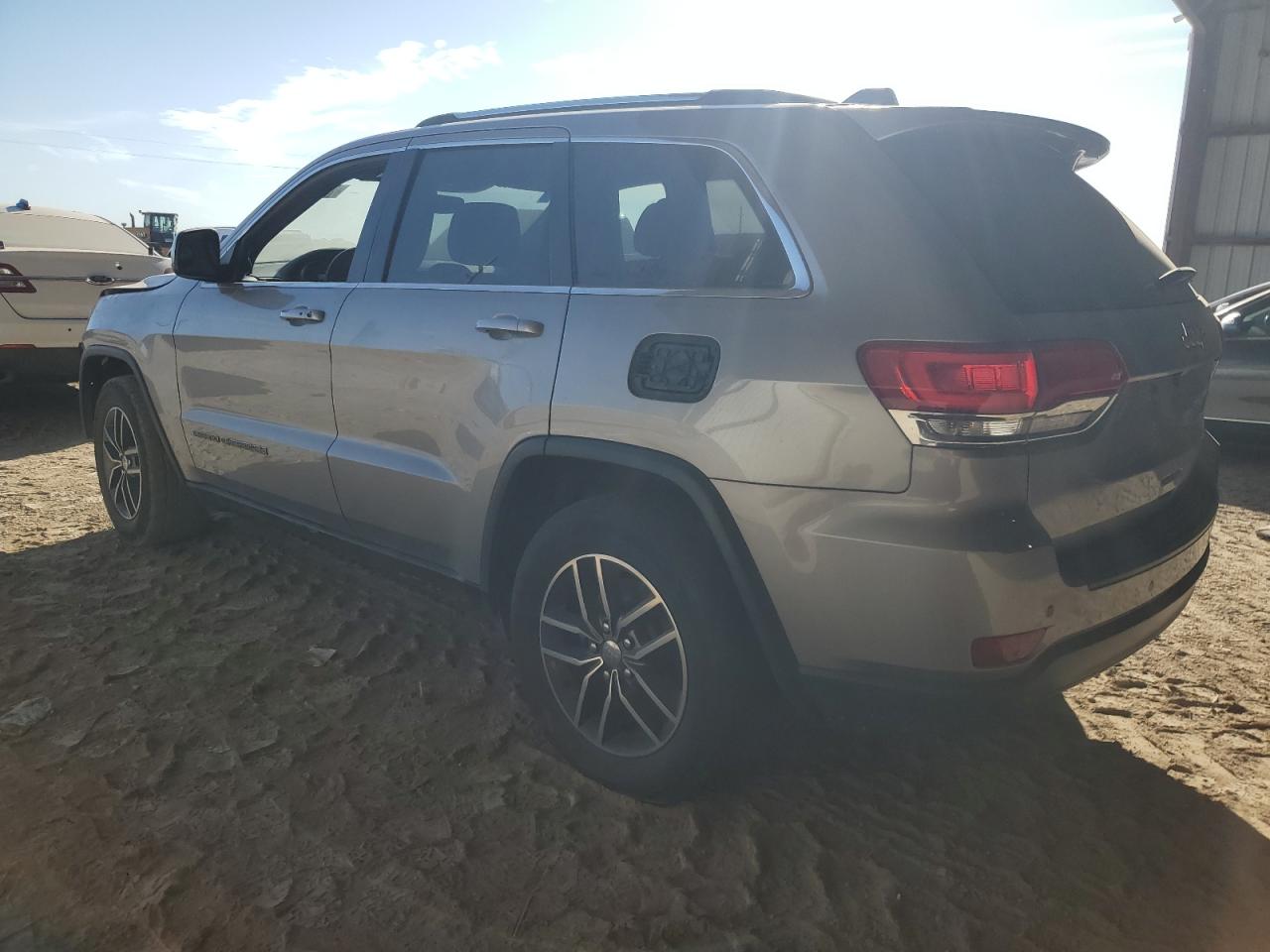 2018 Jeep Grand Cherokee VIN 1C4RJEAG7JC304830 Copart auction photo, front end / side damage thumbnail 2