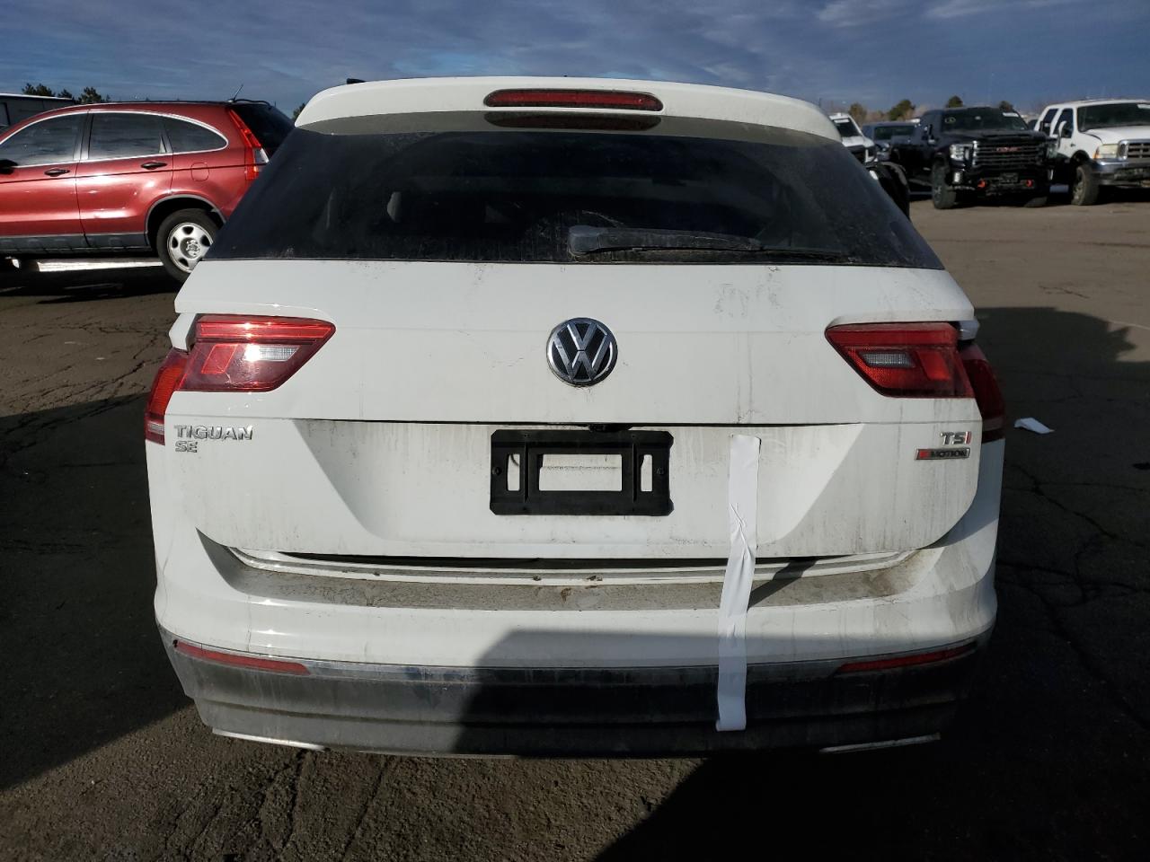 2018 Volkswagen Tiguan VIN 3VV2B7AX1JM218942 Copart auction photo, all over damage thumbnail 6