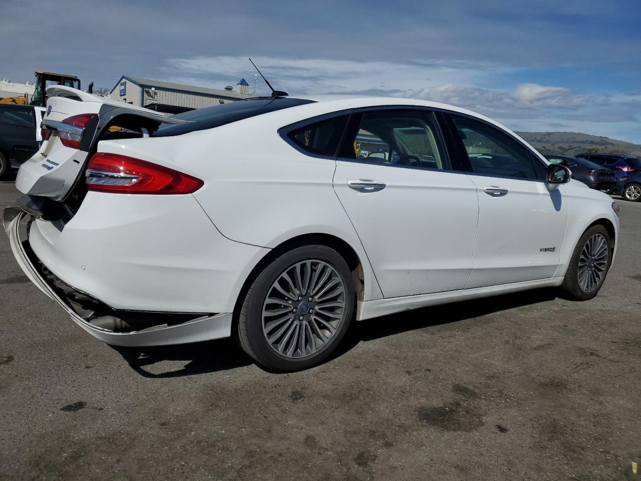 2018 Ford Fusion VIN 3FA6P0RU6JR268683 Copart auction photo, rear end damage thumbnail 3