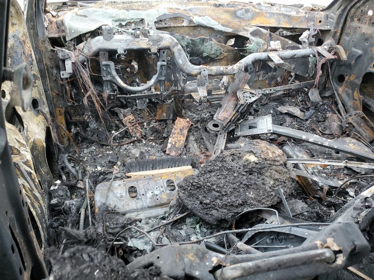 2019 Cadillac Escalade VIN 1GYS4JKJ0KR133780 Copart auction photo, burn damage thumbnail 8