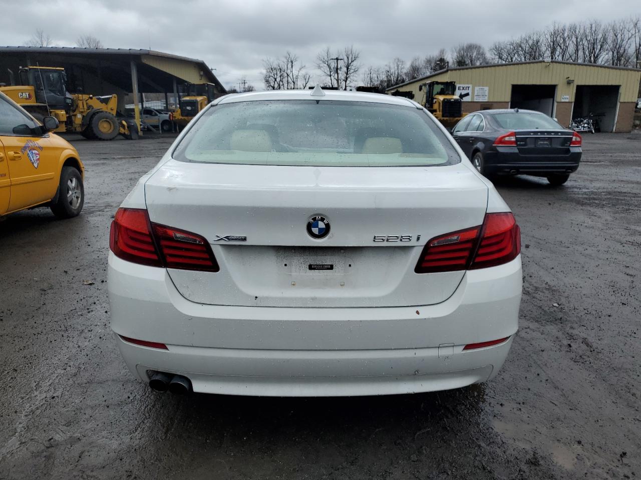 2013 BMW 5er VIN WBAXH5C58DD109765 Copart auction photo, minor dent/scratches damage thumbnail 6