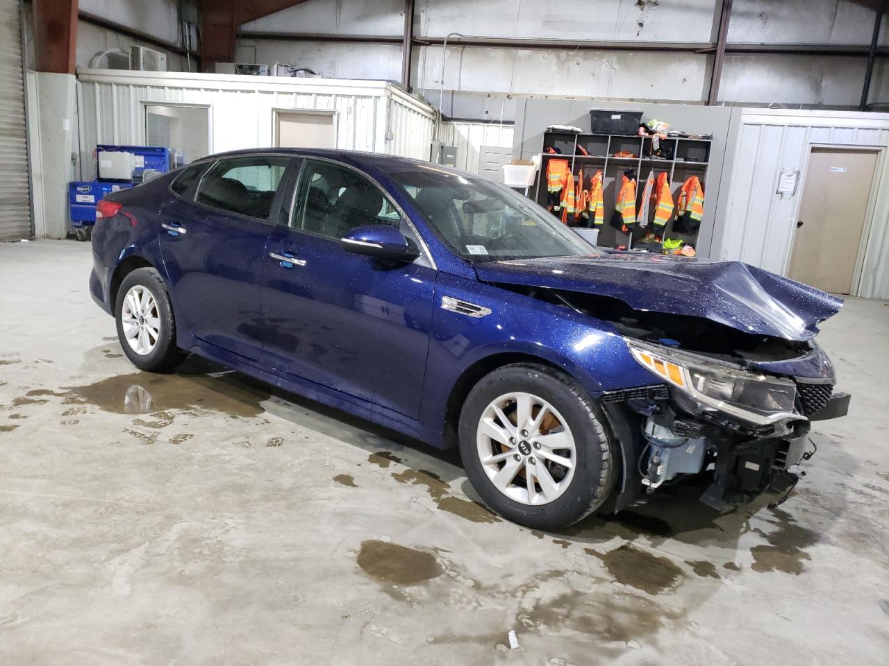 2018 KIA Optima VIN 5XXGT4L34JG224620 Copart auction photo, front end damage thumbnail 4