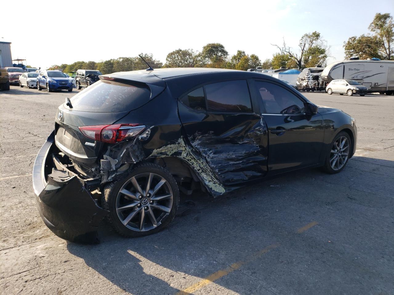 2018 Mazda 3 VIN 3MZBN1L38JM200898 Copart auction photo, side / rear end damage thumbnail 3