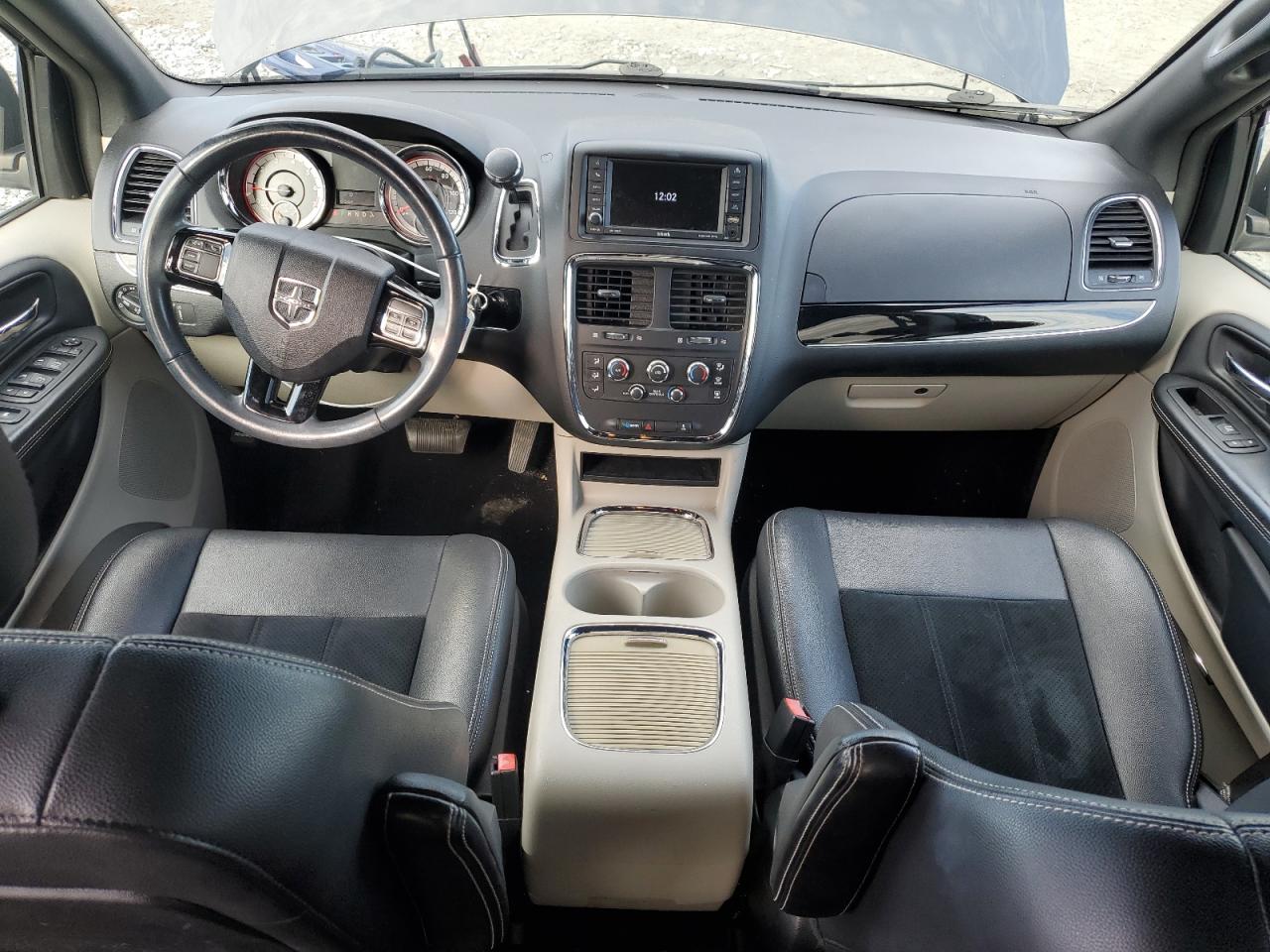 2018 Dodge Caravan VIN 2C4RDGCGXJR265657 Copart auction photo, front end damage thumbnail 8