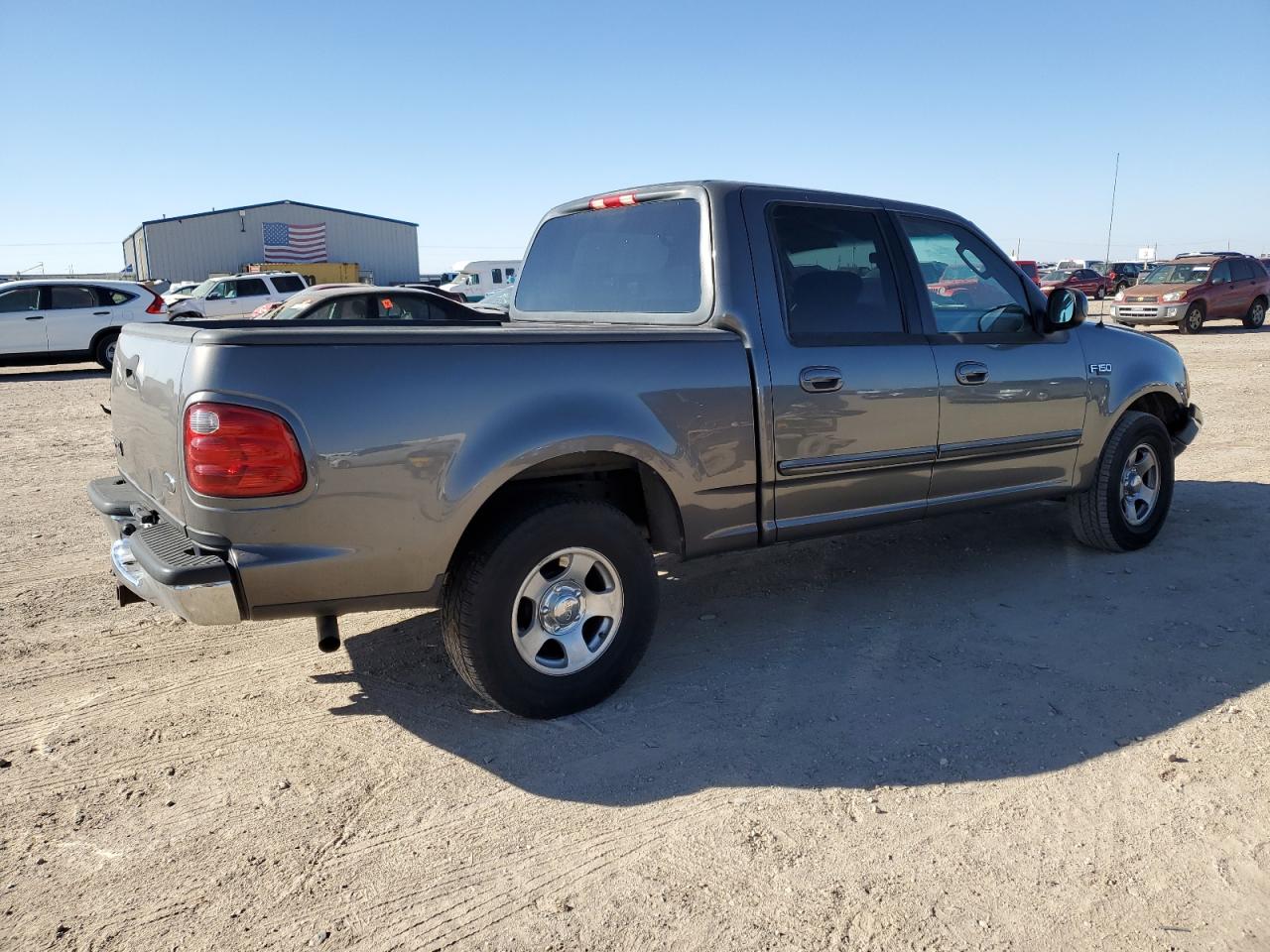 2002 Ford F-150 VIN 1FTRW07662KE06114 Copart auction photo, front end damage thumbnail 3