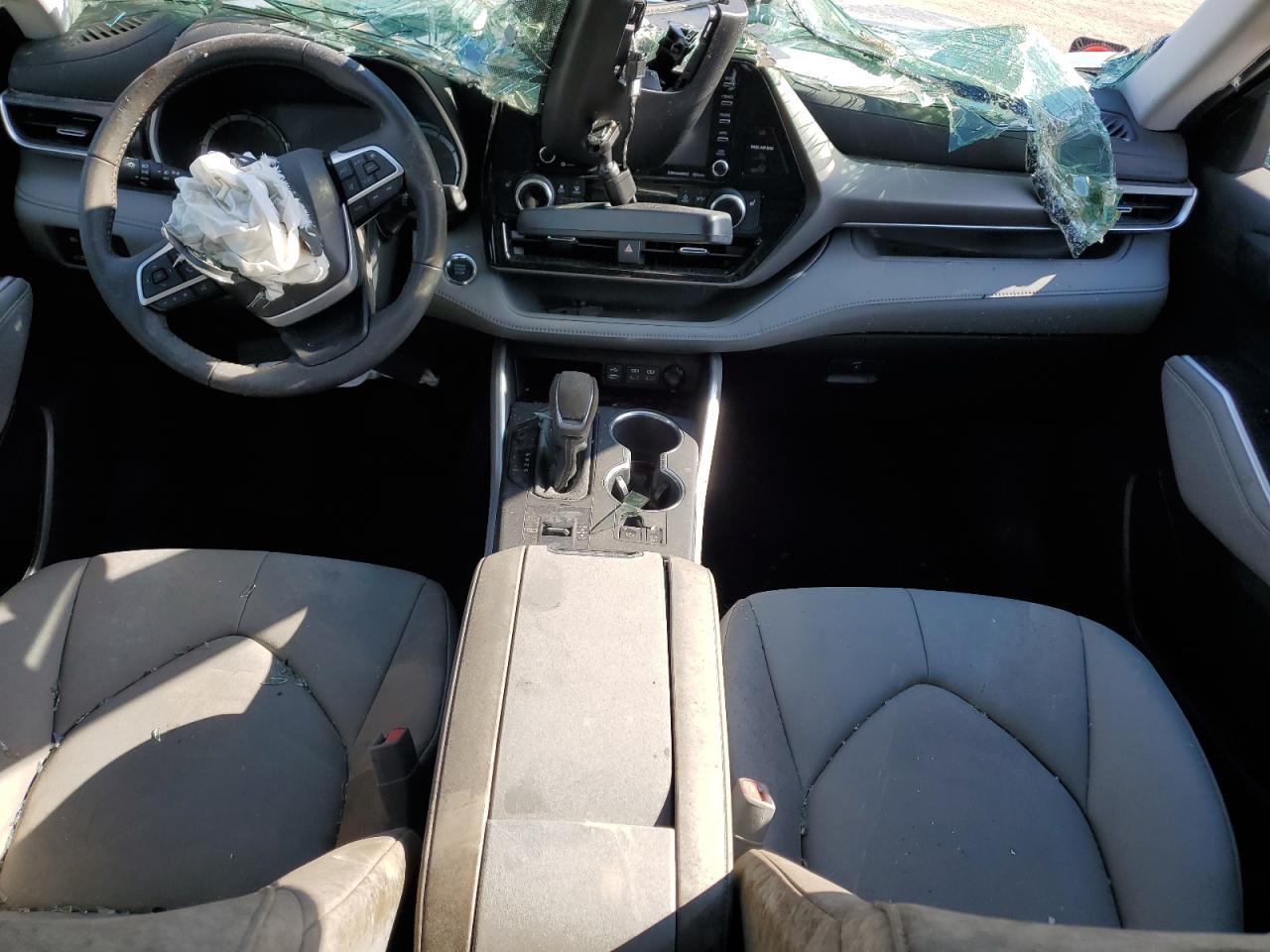 2022 Toyota Highlander VIN 5TDGZRAH3NS126709 Copart auction photo, all over damage thumbnail 8