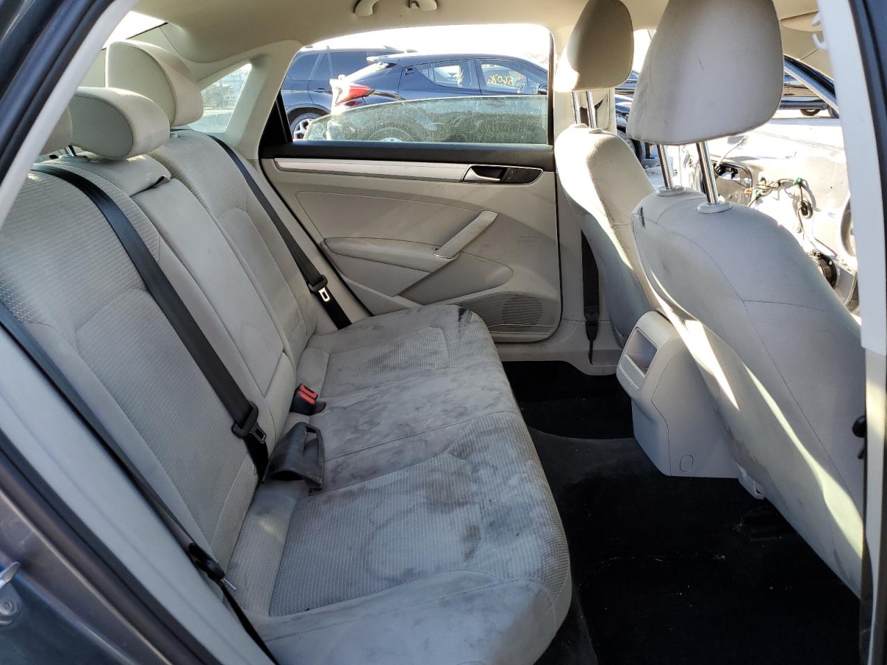 2016 Volkswagen Passat VIN 1VWAT7A31GC002360 Copart auction photo, front end damage thumbnail 10