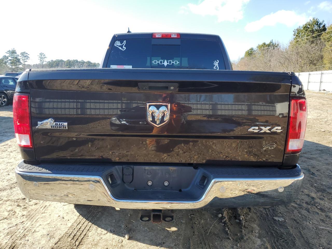 2017 RAM 1500 VIN 1C6RR7LG9HS569404 Copart auction photo, minor dent/scratches damage thumbnail 6