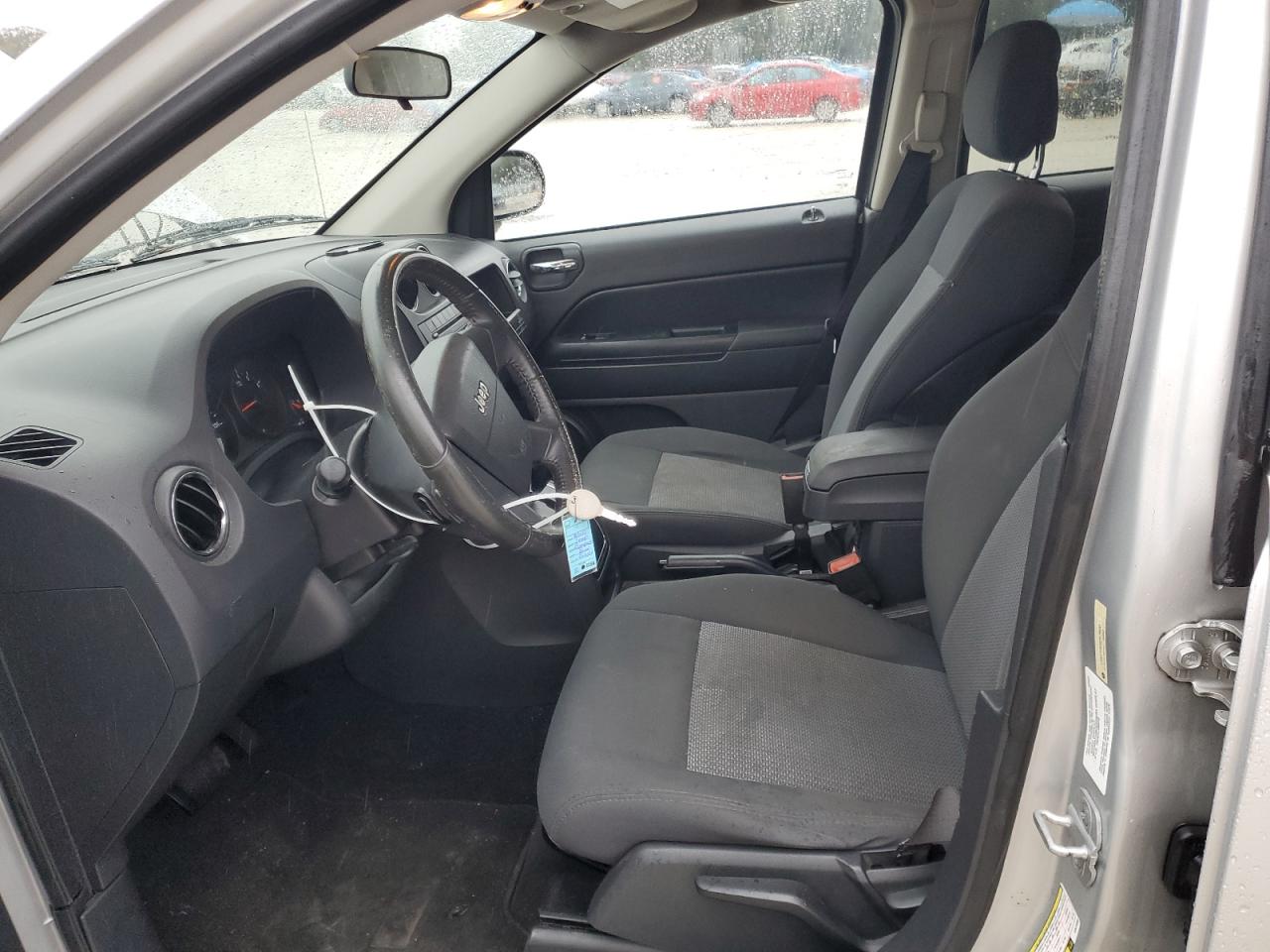 2010 Jeep Compass VIN 1J4NT1FA5AD676600 Copart auction photo, minor dent/scratches damage thumbnail 7