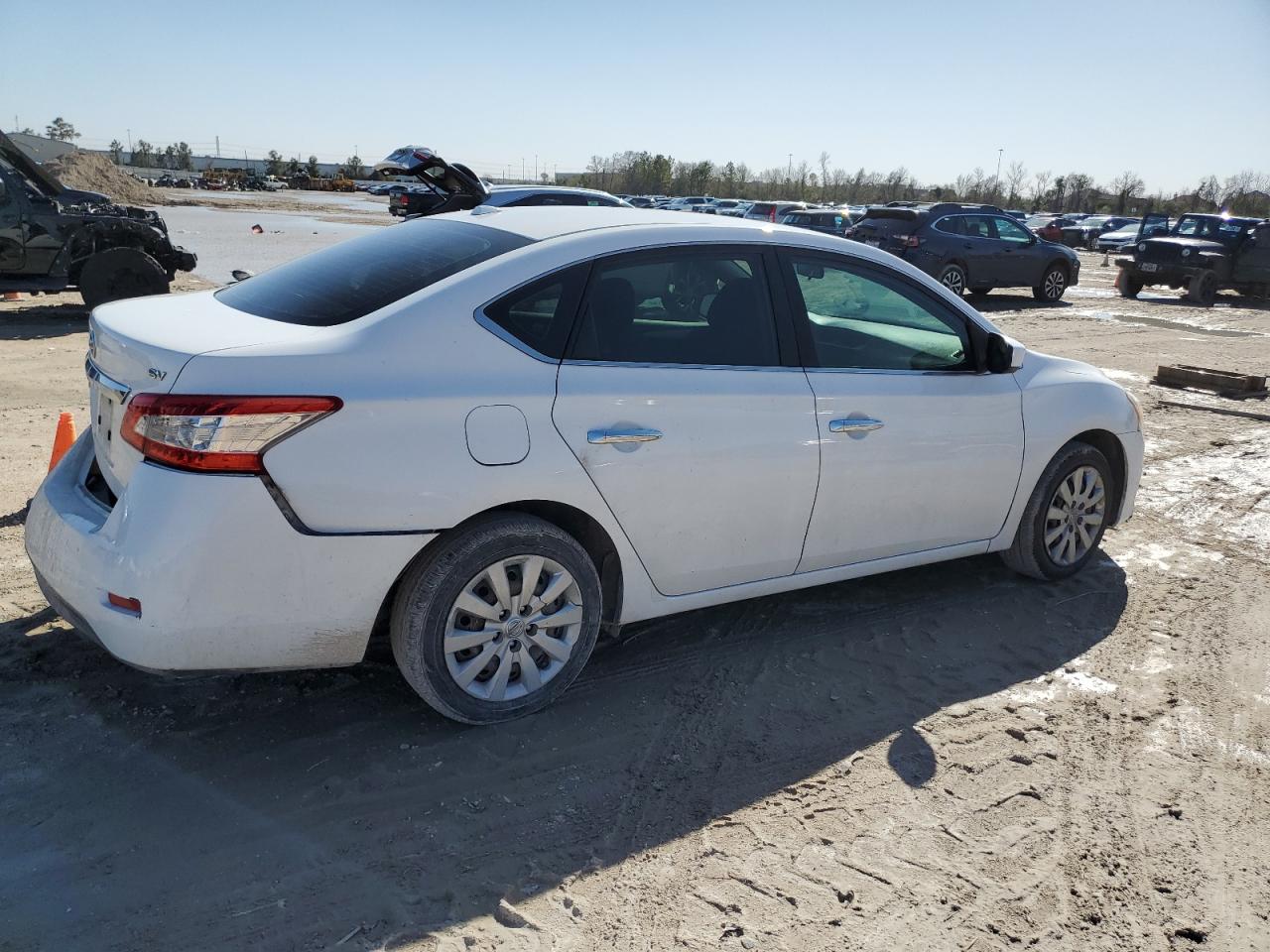 2015 Nissan Sentra VIN 3N1AB7AP7FL656293 Copart auction photo, rear end / minor dent/scratches damage thumbnail 3