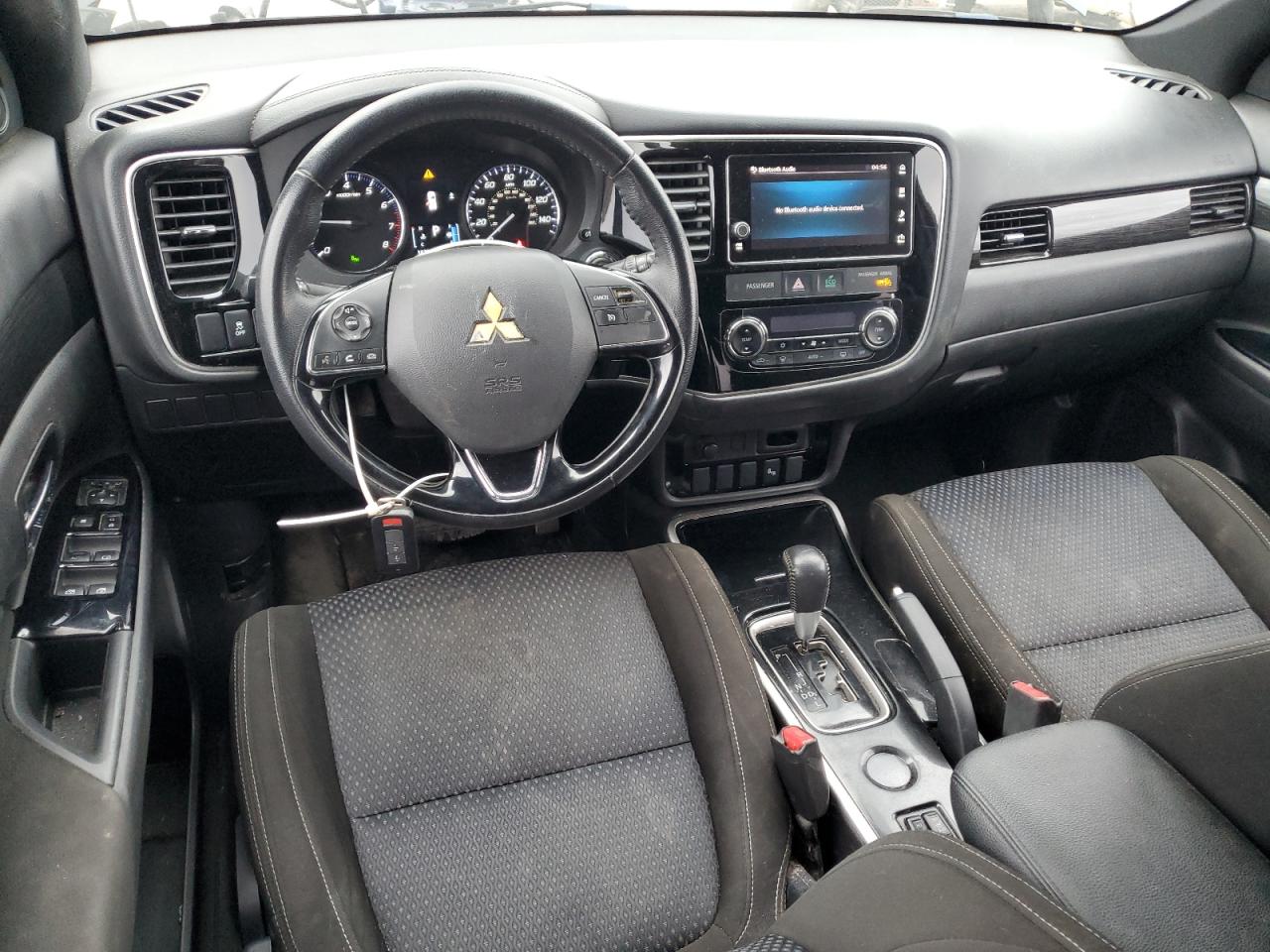2018 Mitsubishi Outlander VIN JA4AD3A30JZ019982 Copart auction photo, front end damage thumbnail 8