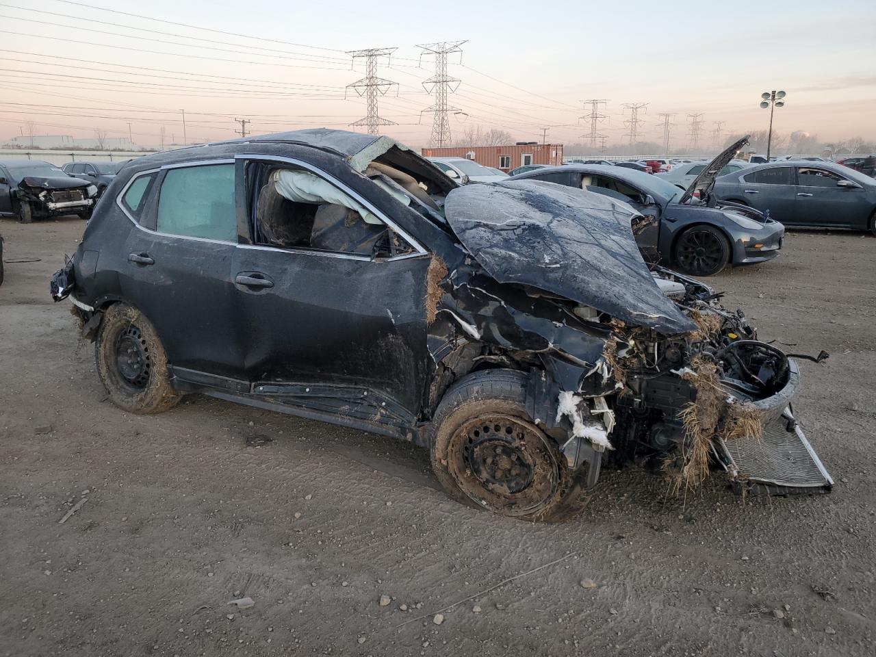 2018 Nissan Rogue VIN KNMAT2MT9JP516992 Copart auction photo, all over damage thumbnail 4