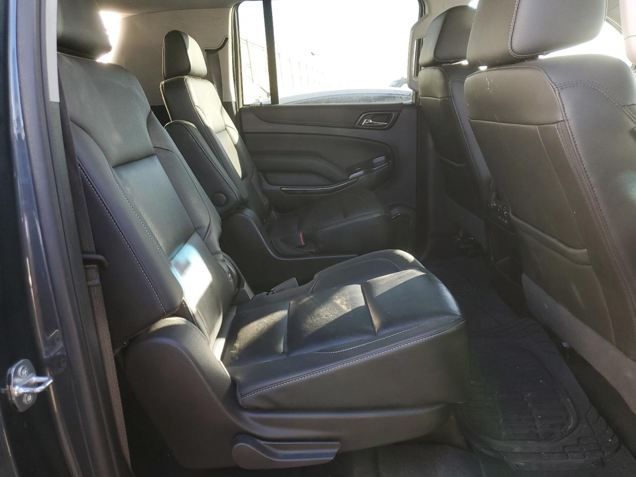 2020 GMC Yukon VIN 1GKS2GKC9LR134559 Copart auction photo, front end / side damage thumbnail 11
