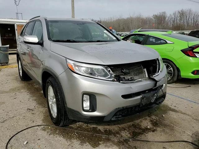 2014 KIA Sorento VIN 5XYKTCA67EG527278 Copart auction photo, front end / minor dent/scratches damage thumbnail 14