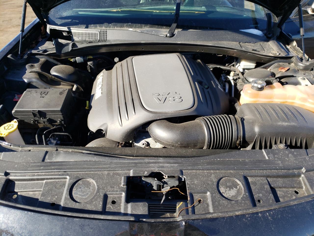 2014 Chrysler 300 VIN 2C3CCAJTXEH258021 Copart auction photo, side / front end damage thumbnail 11