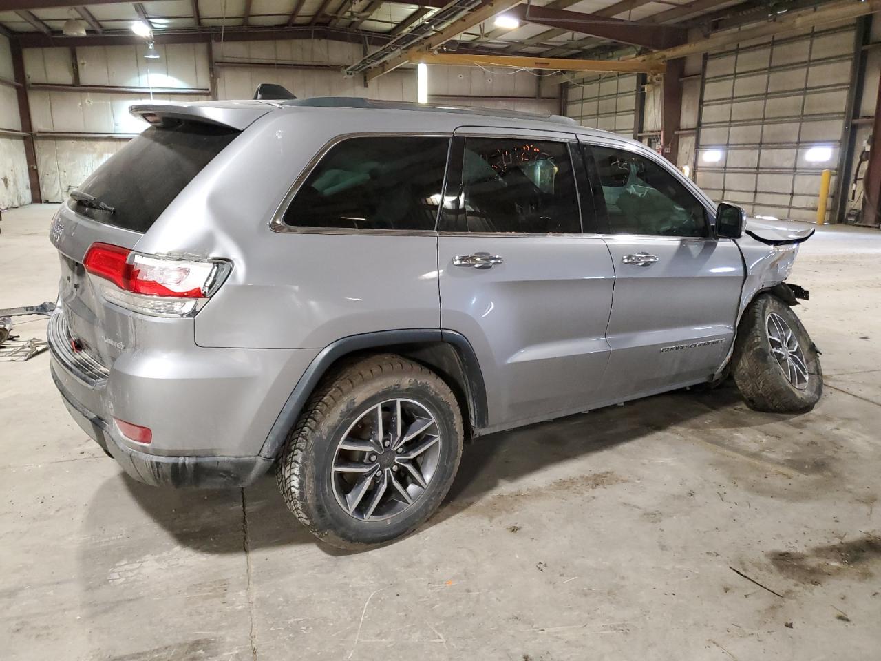 2019 Jeep Grand Cherokee VIN 1C4RJFBGXKC854254 Copart auction photo, front end / undercarriage damage thumbnail 3