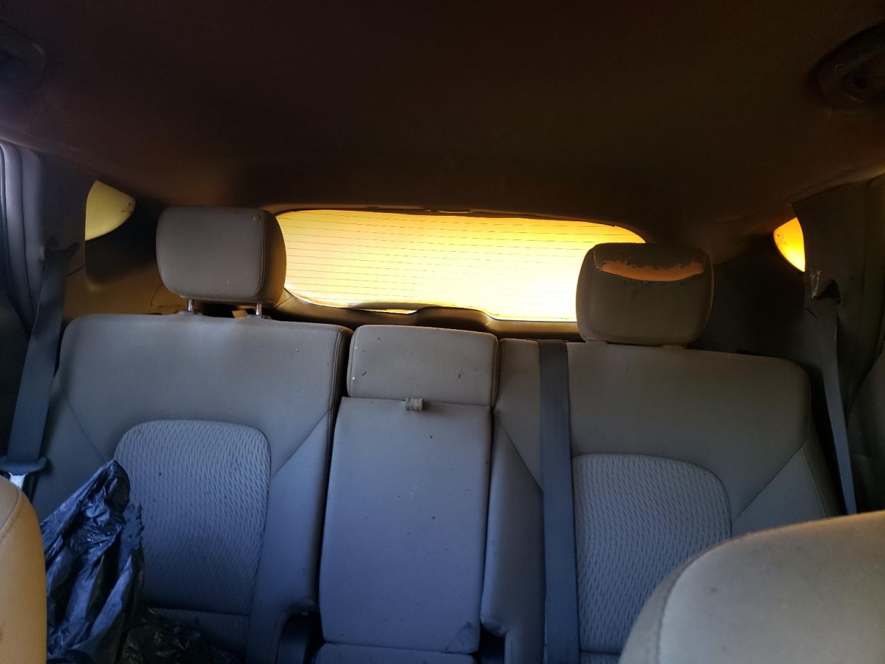2018 Hyundai Santa Fe VIN 5XYZT3LB4JG546552 Copart auction photo, burn / undercarriage damage thumbnail 10