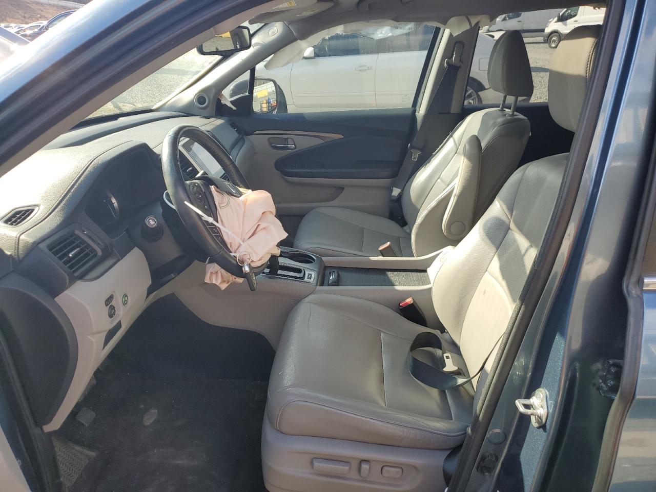 2018 Honda Pilot VIN 5FNYF5H50JB008391 Copart auction photo, all over damage thumbnail 7