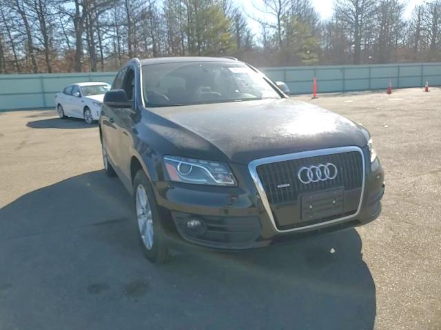 2010 Audi Q5 VIN WA1LKAFP4AA018976 Copart auction photo, missing/altered vin / undercarriage damage thumbnail 11