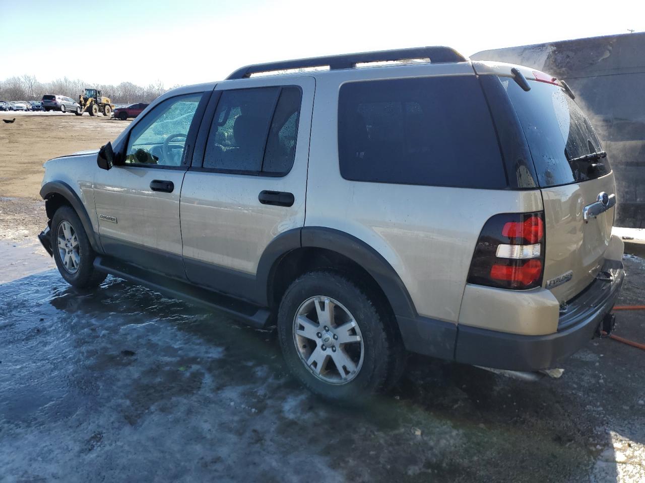 2006 Ford Explorer VIN 1FMEU73E86UA67713 Copart auction photo, front end damage thumbnail 2