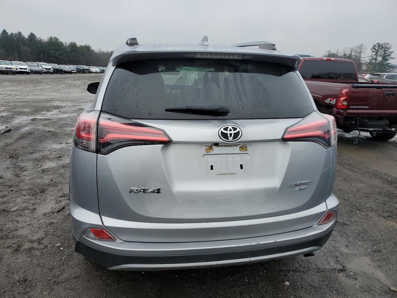 2018 Toyota RAV 4 VIN JTMDFREV5JJ233862 Copart auction photo, side / front end damage thumbnail 6