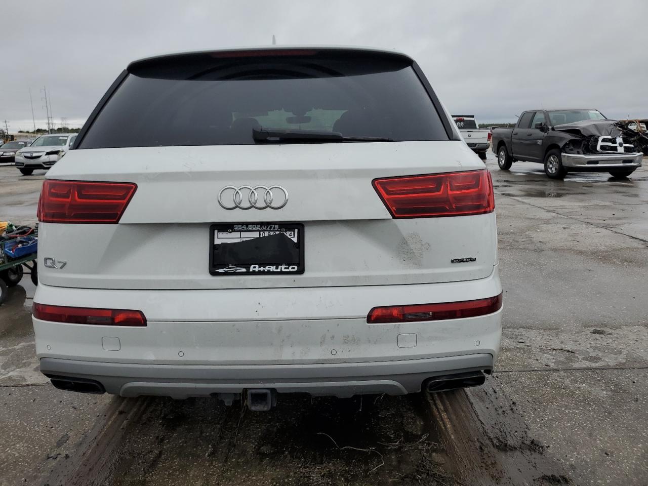 2018 Audi Q7 VIN WA1LHAF70JD016249 Copart auction photo, water/flood damage thumbnail 6