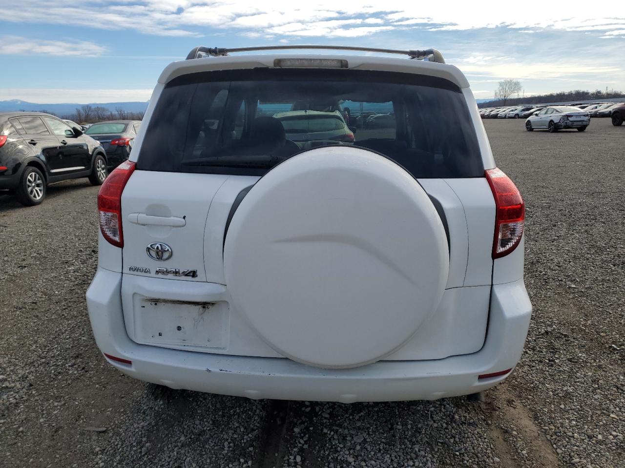 2006 Toyota RAV 4 VIN JTMZD33V166005475 Copart auction photo, front end damage thumbnail 6