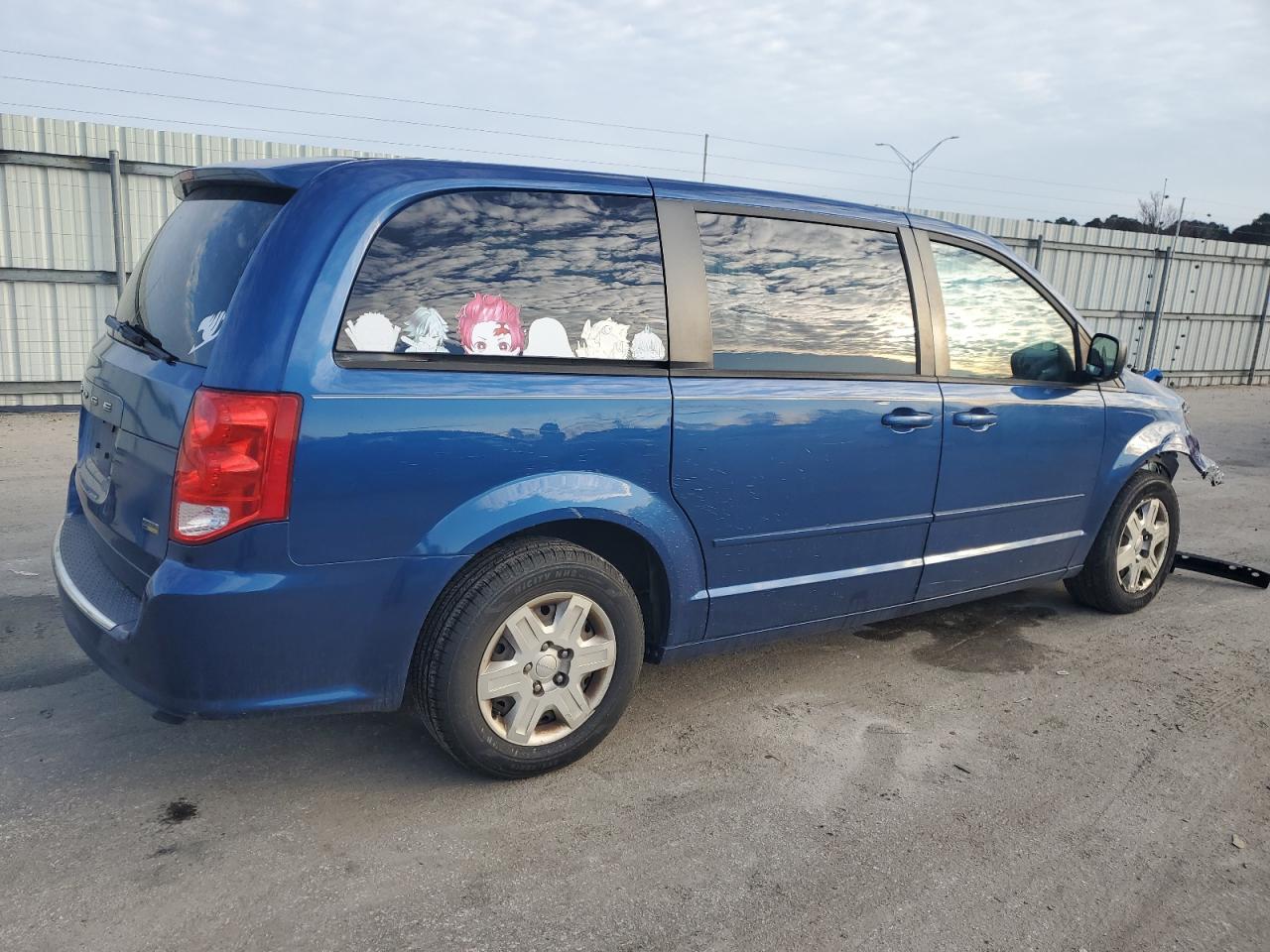 2011 Dodge Caravan VIN 2D4RN4DG5BR719537 Copart auction photo, front end damage thumbnail 3