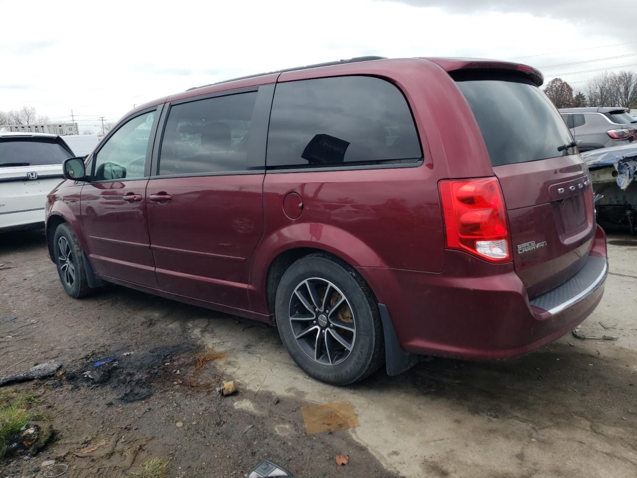 2017 Dodge Caravan VIN 2C4RDGEG5HR681185 Copart auction photo, front end / side damage thumbnail 2