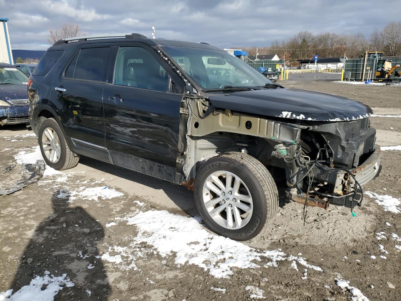 2013 Ford Explorer VIN 1FM5K8D88DGA09875 Copart auction photo, front end / side damage thumbnail 4