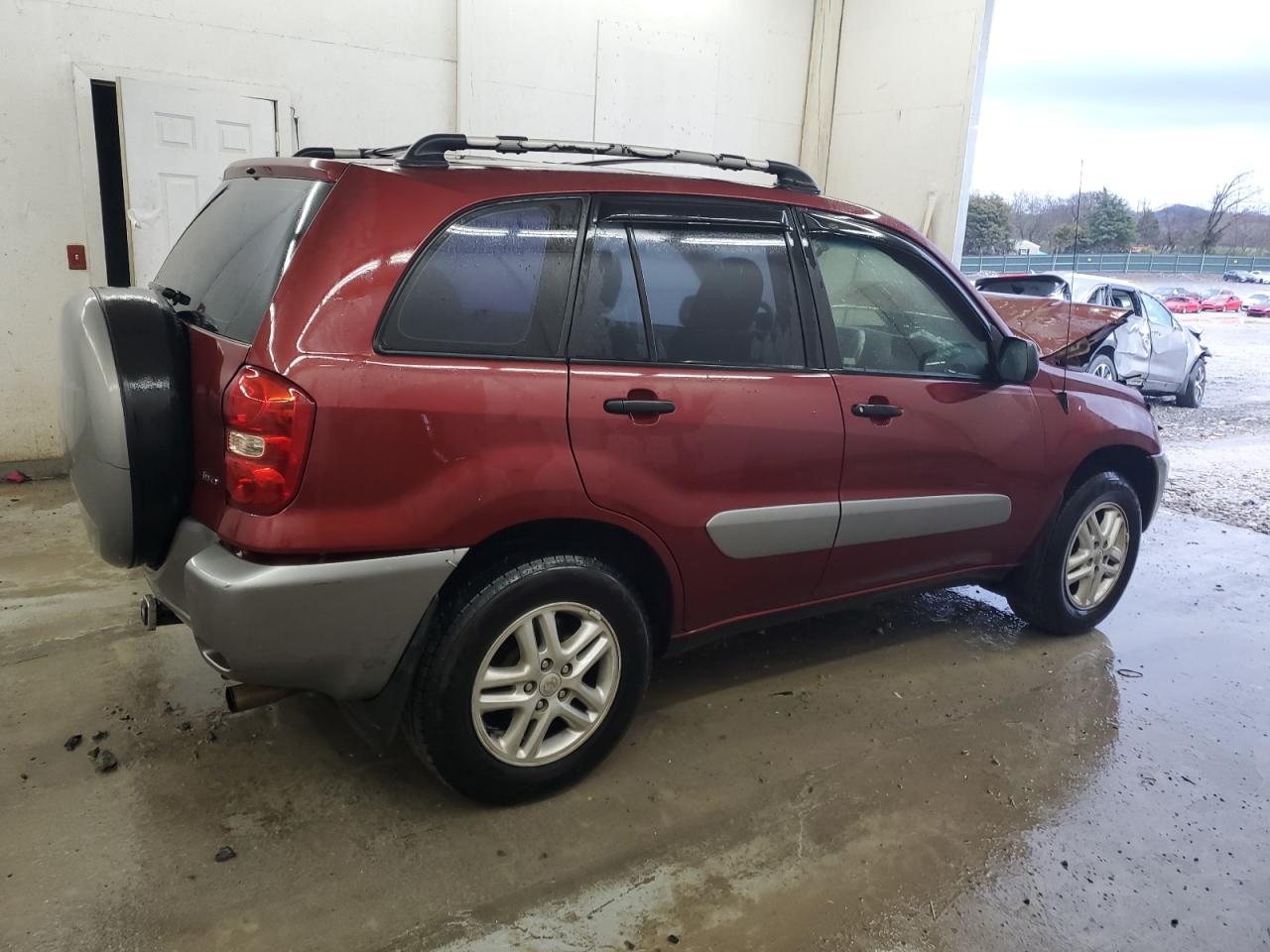 2005 Toyota RAV 4 VIN JTEHD20V950073871 Copart auction photo, front end / mechanical damage thumbnail 3