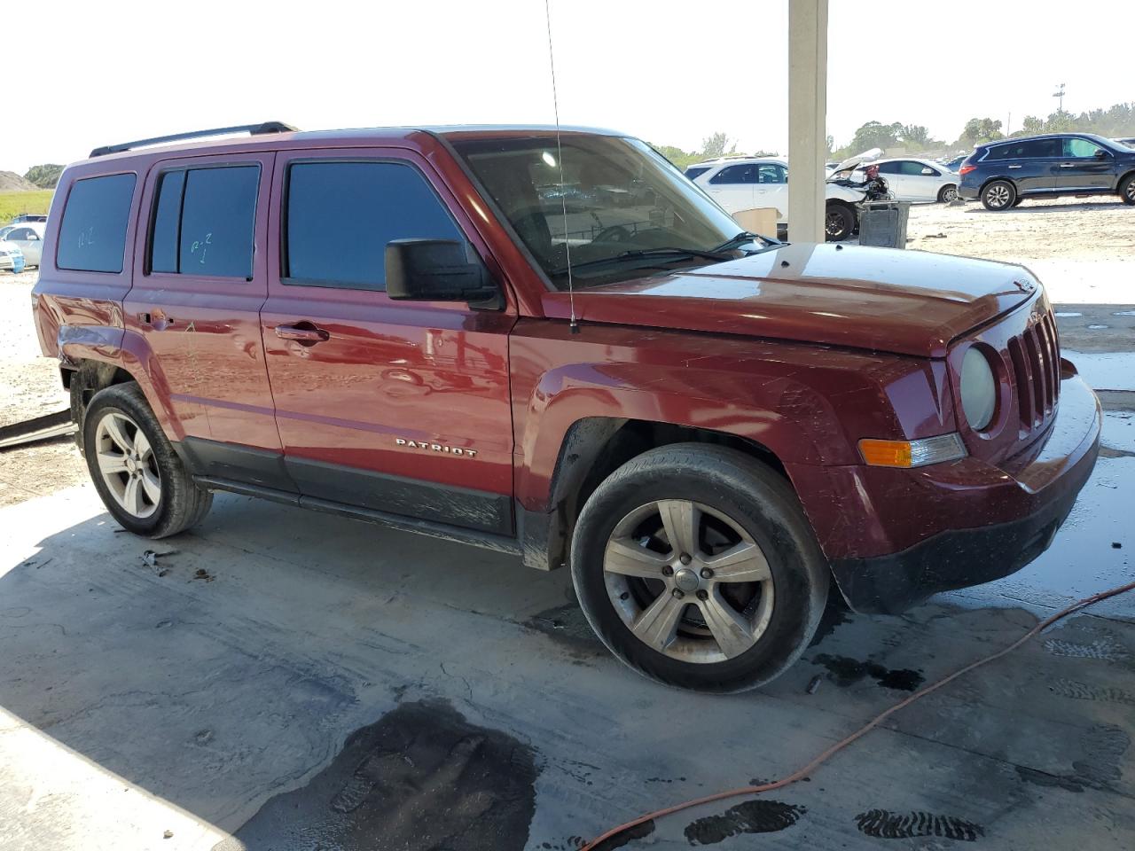 2013 Jeep Liberty (Patriot) VIN 1C4NJPFA3DD182951 Copart auction photo, rear end / minor dent/scratches damage thumbnail 4