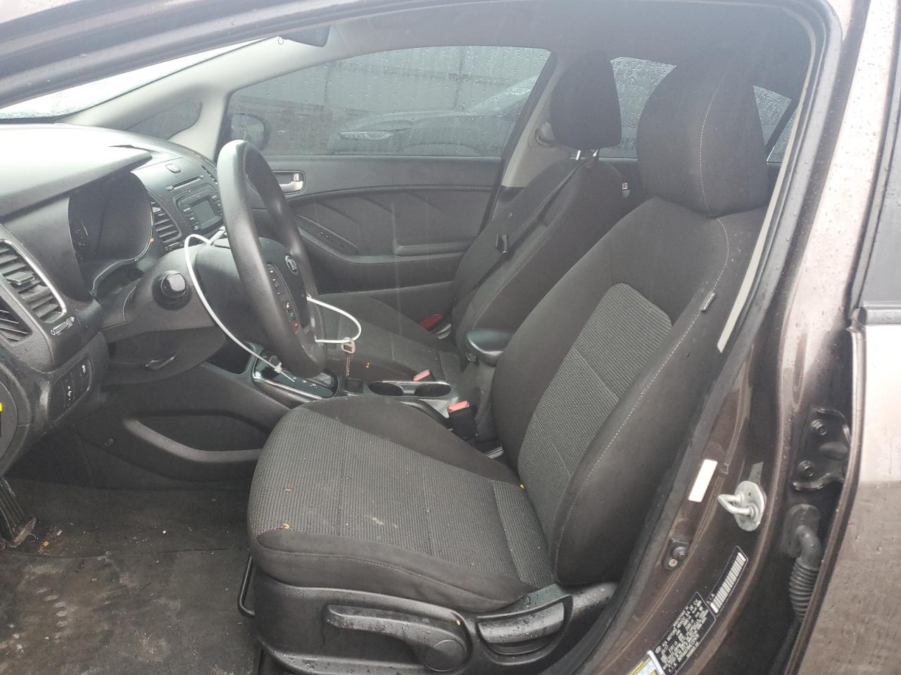 2017 KIA Forte VIN 3KPFK4A78HE135978 Copart auction photo, front end damage thumbnail 7