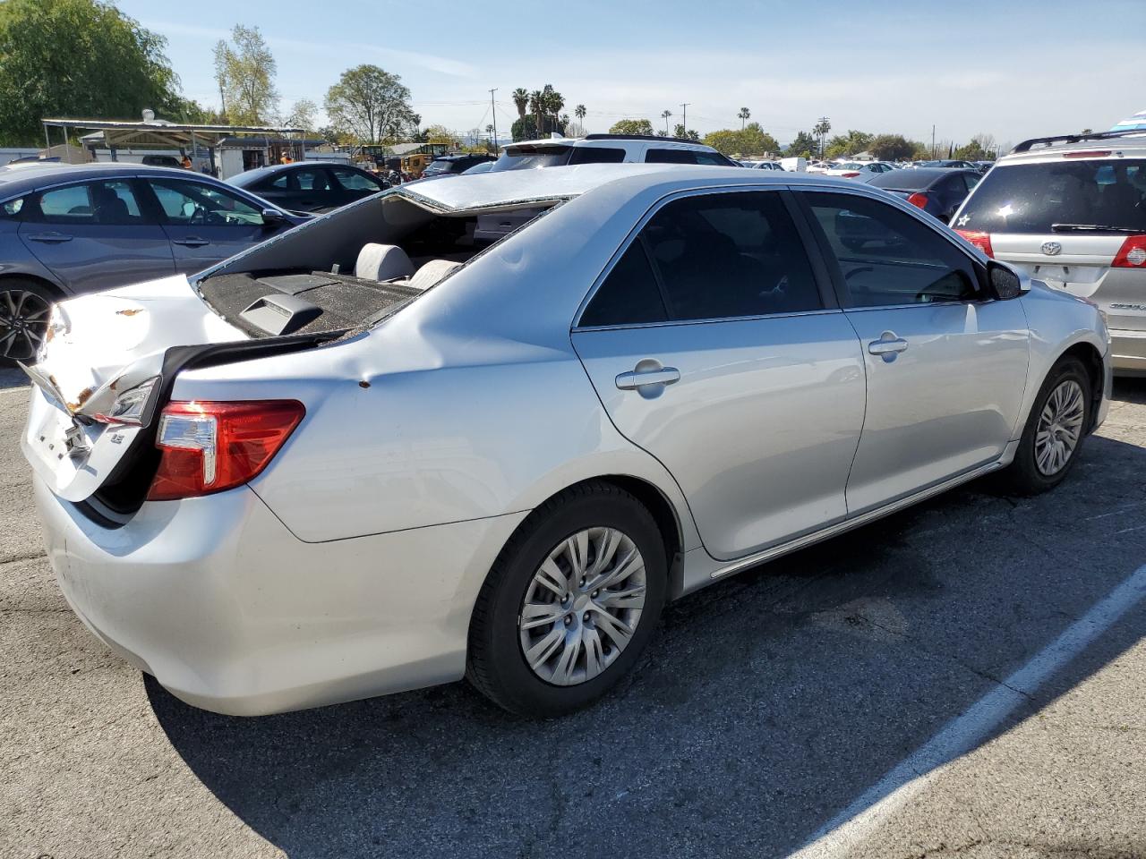 2013 Toyota Camry VIN 4T1BF1FK7DU247001 Copart auction photo, rear end / top/roof damage thumbnail 3