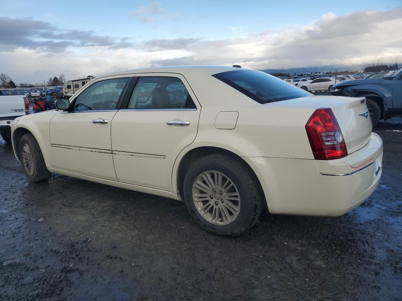 2010 Chrysler 300 VIN 2C3CA5CV5AH270552 Copart auction photo, side damage thumbnail 2