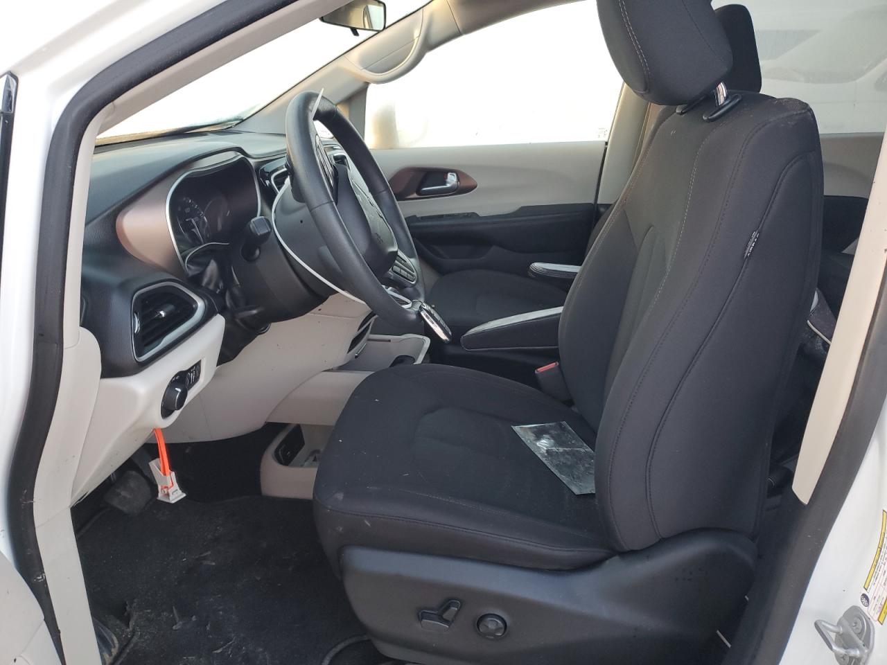 2018 Chrysler Pacifica VIN 2C4RC1CG8JR158560 Copart auction photo, water/flood damage thumbnail 7