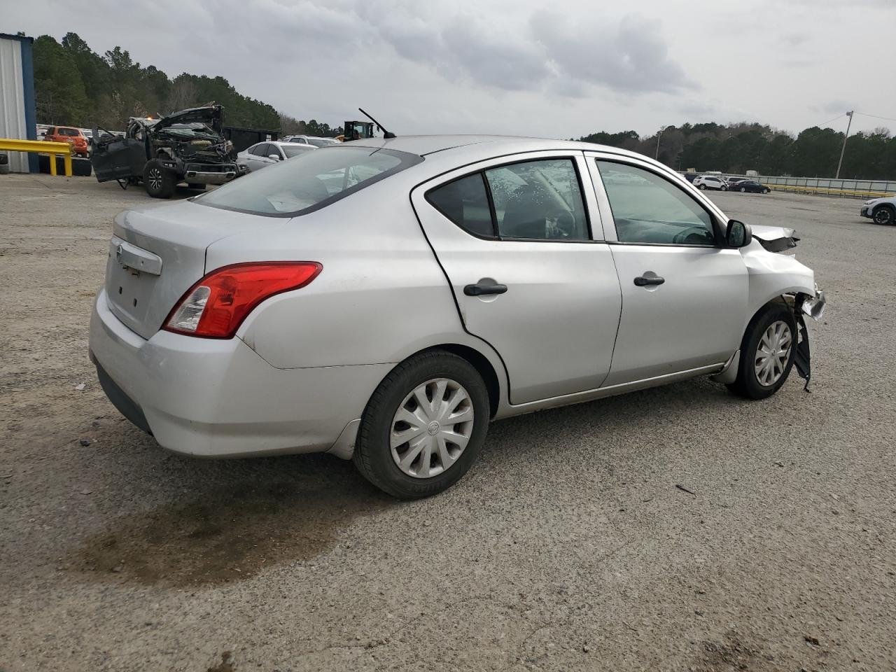 2015 Nissan Versa VIN 3N1CN7AP6FL800836 Copart auction photo, front end damage thumbnail 3