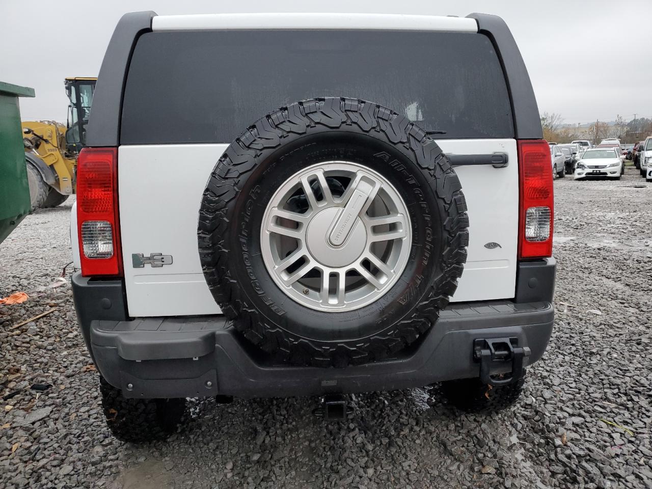 2009 Hummer H3 VIN 5GTEN13E998152256 Copart auction photo, side / front end damage thumbnail 6