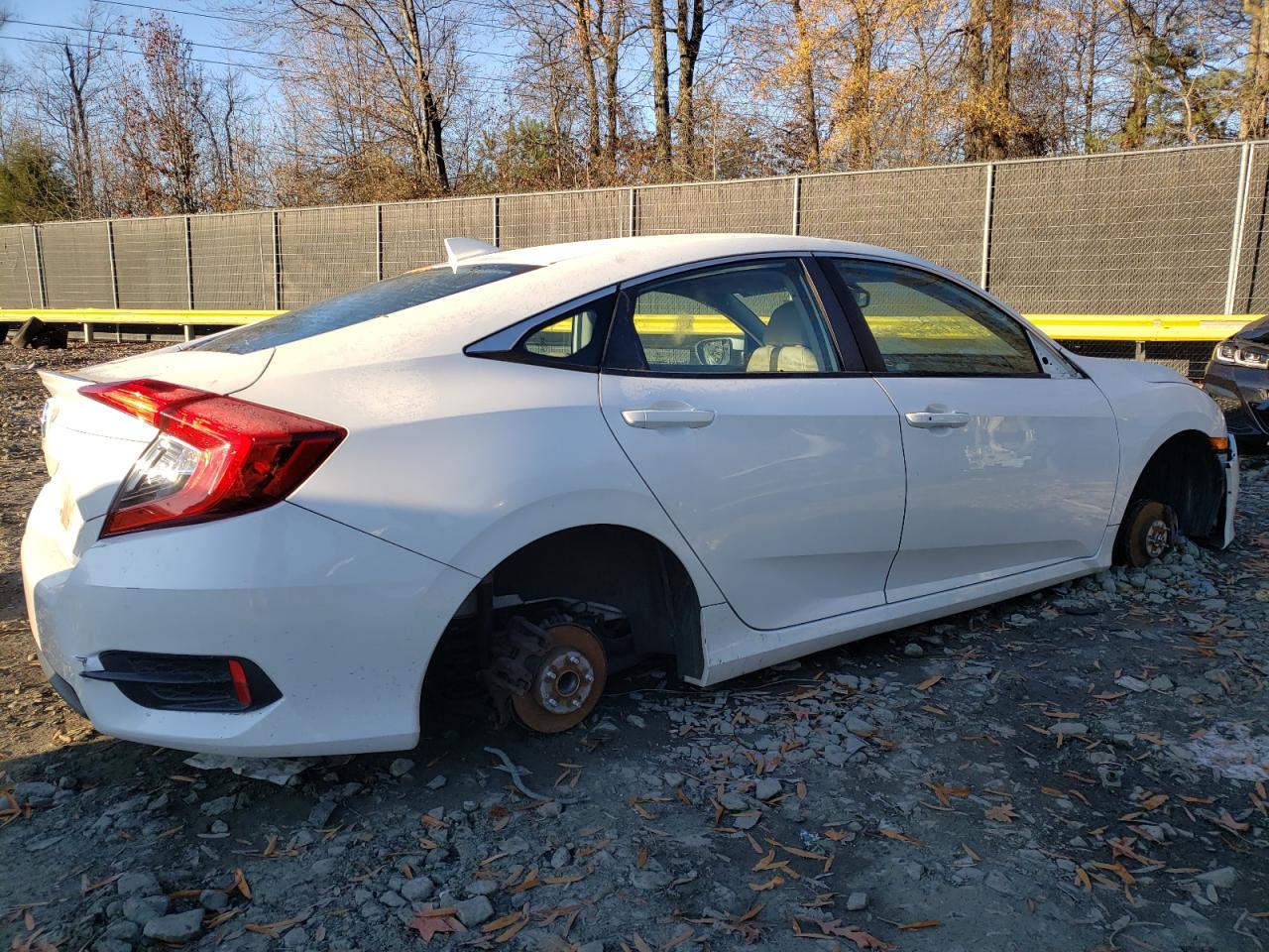2016 Honda Civic VIN 19XFC1F72GE032235 Copart auction photo, stripped / vandalism damage thumbnail 3