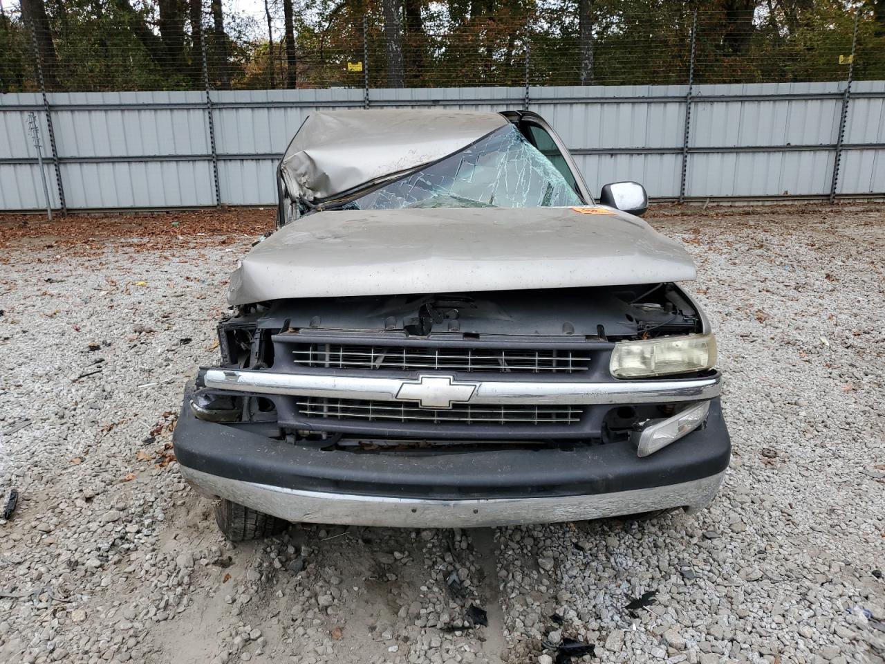 2001 Chevrolet Silverado VIN 2GCEC19T611259792 Copart auction photo, rollover damage thumbnail 5