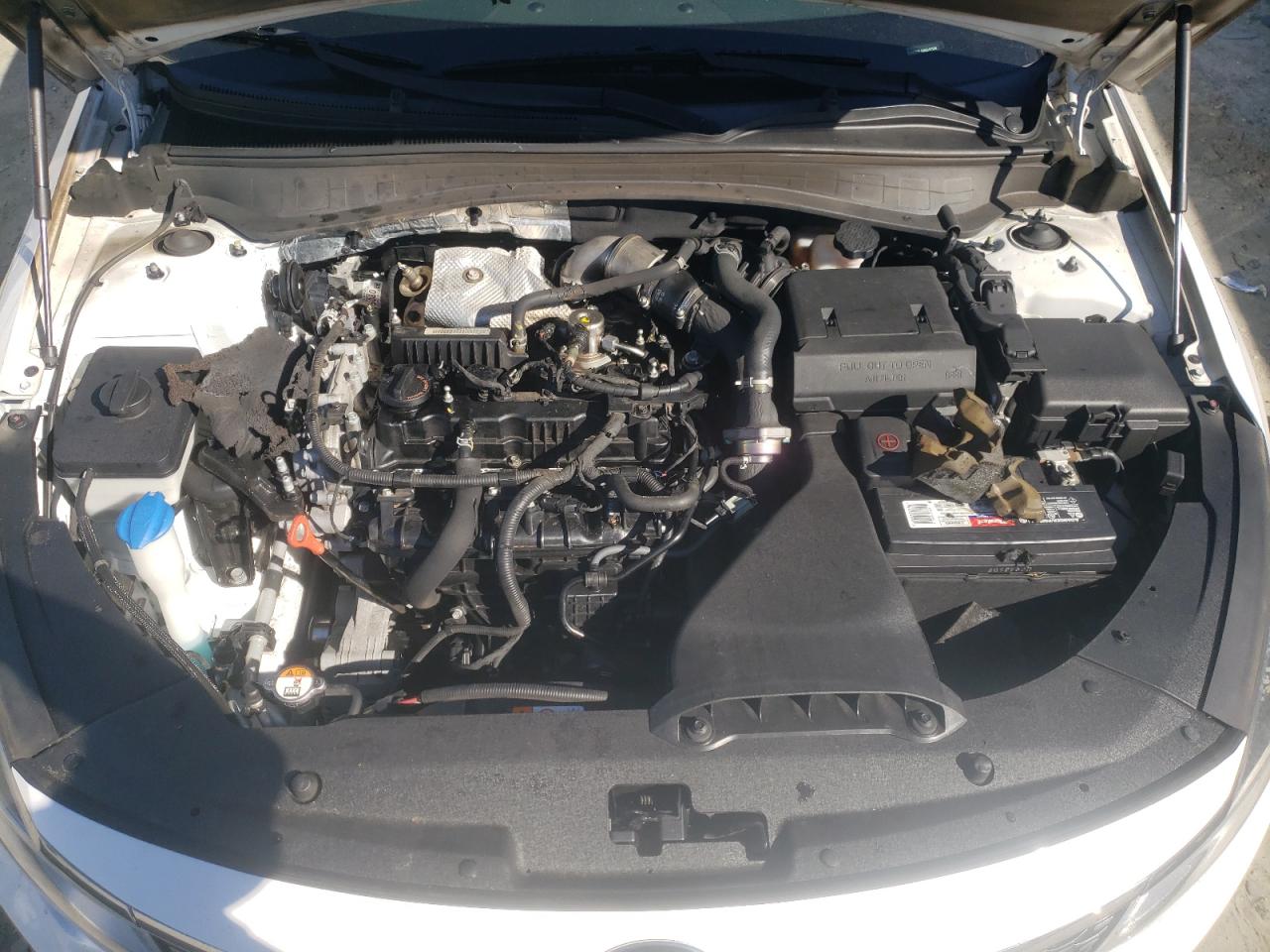 2017 KIA Optima VIN 5XXGV4L20HG147594 Copart auction photo, burn - engine / minor dent/scratches damage thumbnail 13